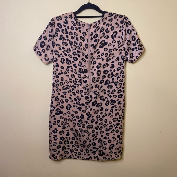 Vici Dress Size Medium Leopard Print Short Sleeve - Picture 7 of 11